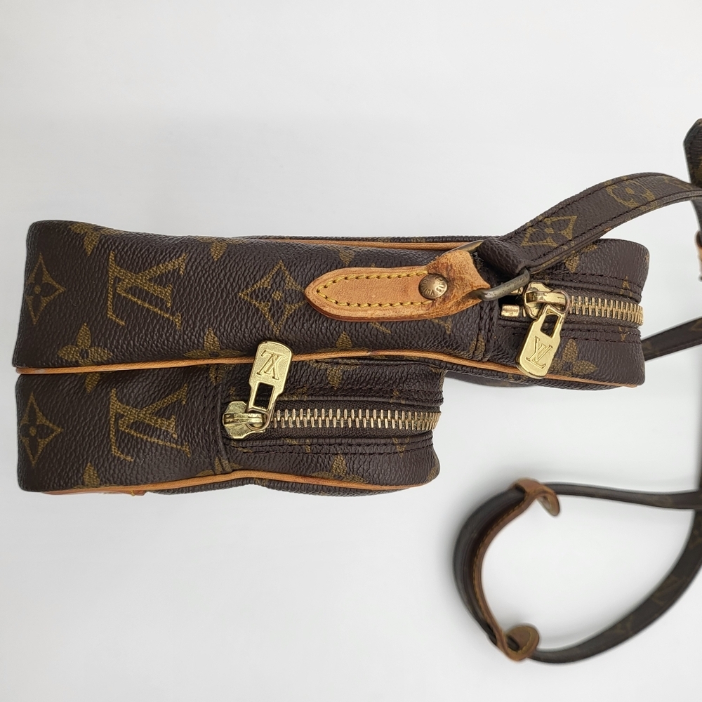 LOUIS VUITTON Monogram Canvas Amazone PM, Authentic w/COA. - Picture 3 of 16